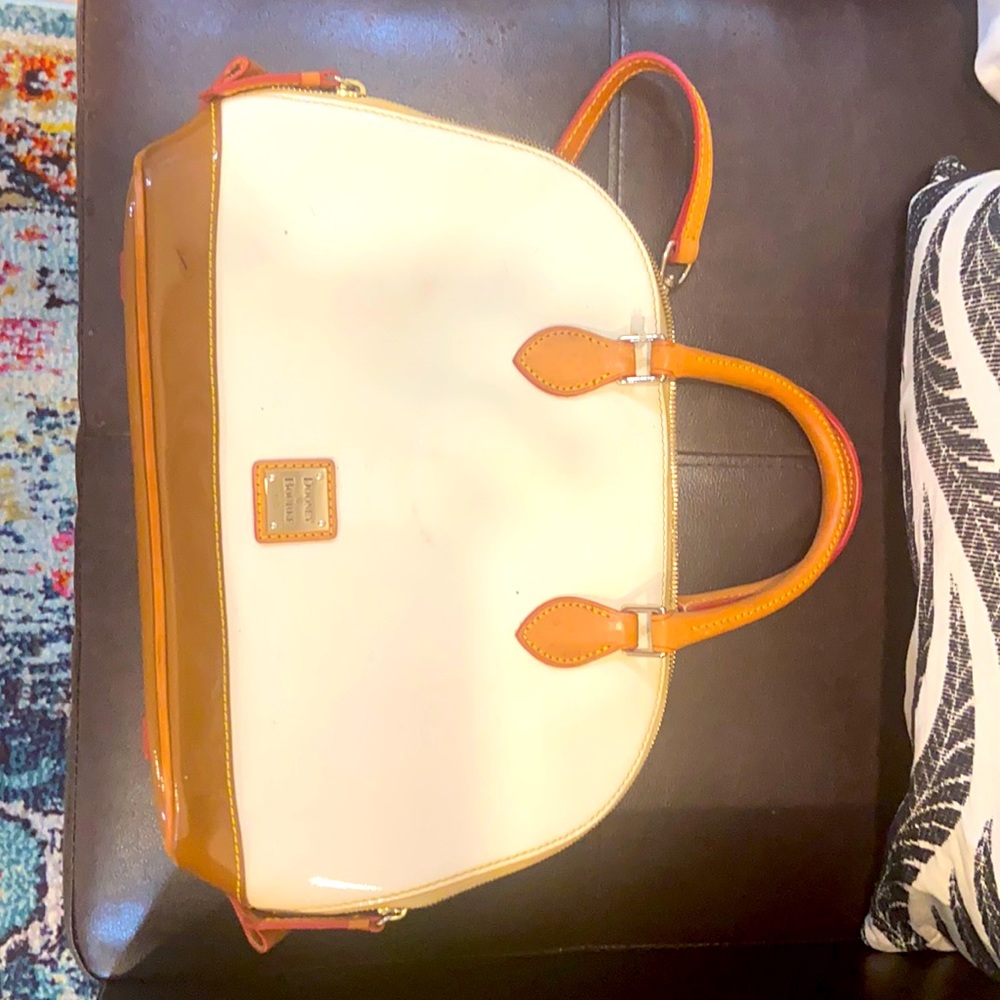 Dooney & Bourke purse